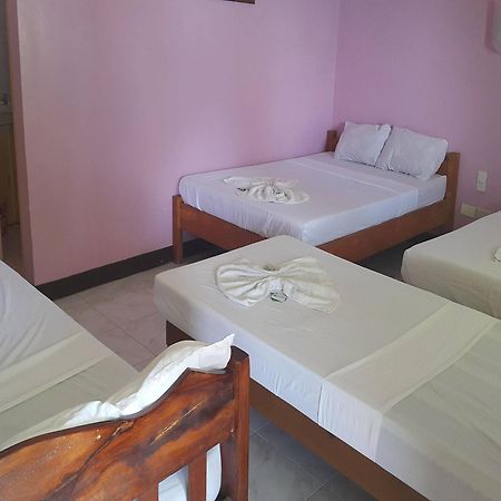 Palangan Bayview Beach Resort Puerto Galera Buitenkant foto